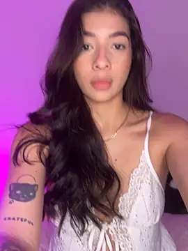 Veronica ar online show from April 6, 2026, 4:21 am