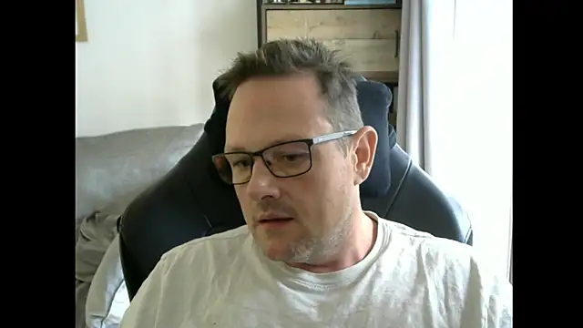 Snapshot of ZebedeePirate chatting on September 28, 2025, 8:52 am ZebedeePirate online show from September 28, 2025, 8:52 am