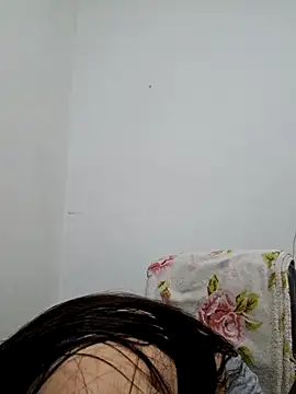 mayhott2 online show from September 27, 2025, 8:47 pm