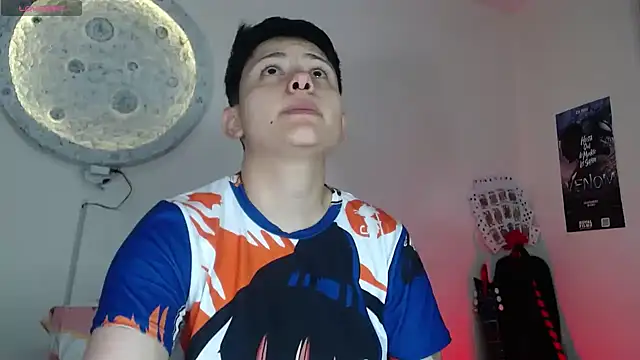 Snapshot of girl_intense444 chatting on February 2, 2025, 1:30 pm girl intense444 online show from February 2, 2025, 1:30 pm