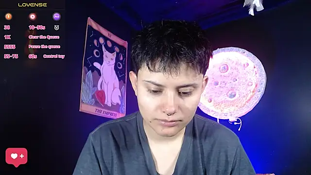 girl intense444 online show from November 19, 2025, 12:49 pm