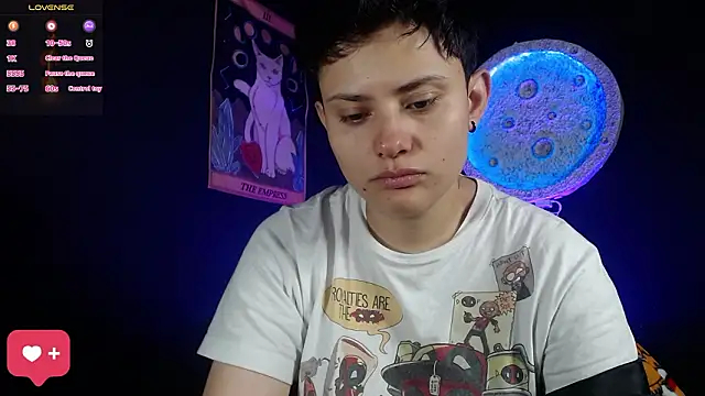 girl intense444 online show from February 3, 2026, 1:27 pm