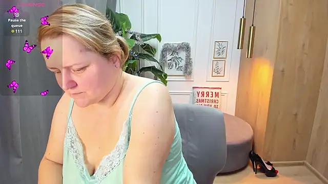 ScarlettSoft online show from December 26, 2024, 5:47 am