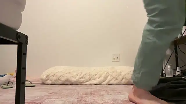 Snapshot of alextang2005 chatting on February 18, 2026, 12:39 am alextang2005 online show from February 18, 2026, 12:39 am