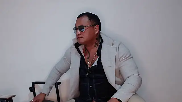 hardrock982 online show from October 25, 2025, 2:24 pm