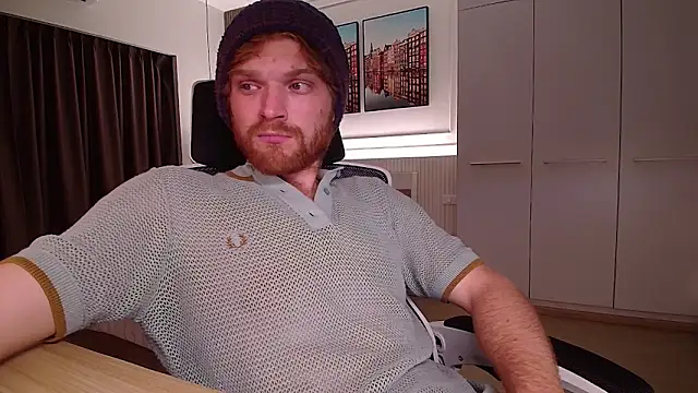 kinkypumpkinboy online show from March 26, 2026, 4:34 pm