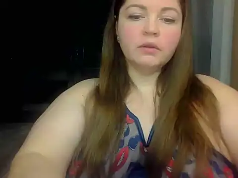 cute  cherry online show from February 20, 2026, 9:37 pm