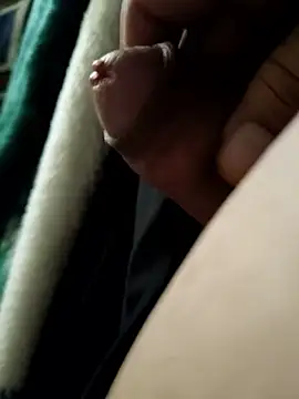 Snapshot of Rubens2431 chatting on March 10, 2026, 3:50 pm Rubens2431 online show from March 10, 2026, 3:50 pm