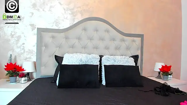 JennaMyers online show from December 20, 2024, 8:34 pm