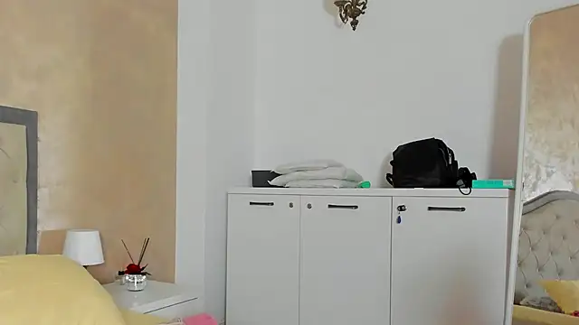 JennaMyers online show from October 3, 2025, 7:22 pm