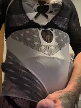 Snapshot of MadMaxxx84 chatting on April 13, 2026, 6:52 am MadMaxxx84 online show from April 13, 2026, 6:52 am