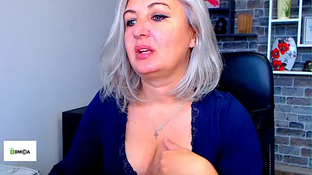 angel devil milf online show from December 15, 2025, 11:25 am