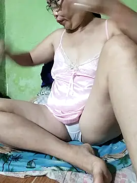 SoSweetPearl online show from February 14, 2026, 7:54 pm