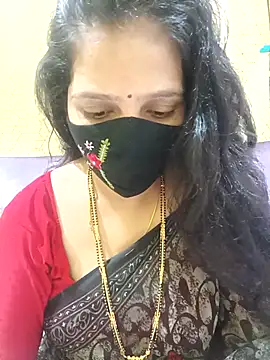 Snapshot of Rising_Smiler chatting on October 2, 2025, 5:09 pm Rising Smiler online show from October 2, 2025, 5:09 pm