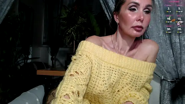 Snapshot of Aurora108 chatting on February 24, 2026, 10:19 pm Aurora108 online show from February 24, 2026, 10:19 pm