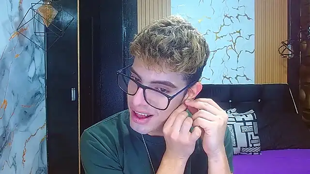 angel sexyevil online show from January 10, 2026, 12:18 pm