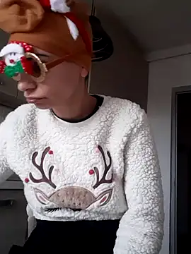 hotSANDRA STARR online show from December 25, 2024, 10:06 am