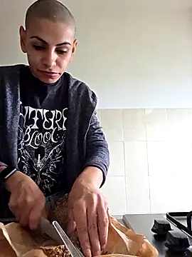 hotSANDRA STARR online show from October 10, 2025, 3:00 pm