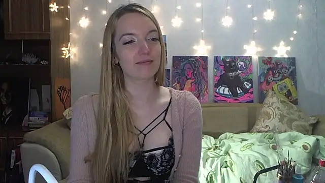 Snapshot of SecretSophia chatting on January 19, 2025, 7:37 pm SecretSophia online show from January 19, 2025, 7:37 pm