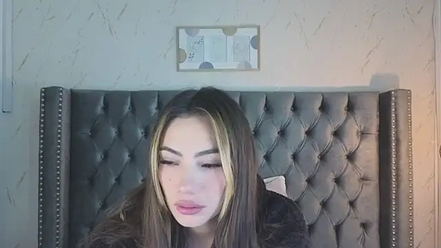 Kim Blane online show from April 10, 2026, 3:34 am