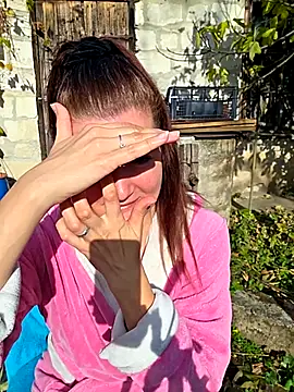 Snapshot of Analimado18 chatting on November 2, 2025, 12:07 pm Analimado18 online show from November 2, 2025, 12:07 pm