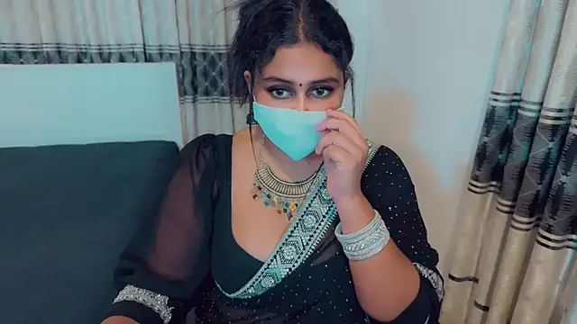 Snapshot of SonY_CaM chatting on November 4, 2025, 4:39 pm SonY CaM online show from November 4, 2025, 4:39 pm