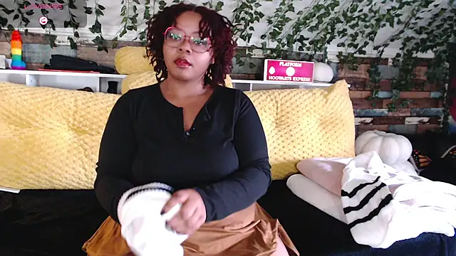 Snapshot of -khayaparker chatting on January 5, 2025, 4:27 pm -khayaparker online show from January 5, 2025, 4:27 pm