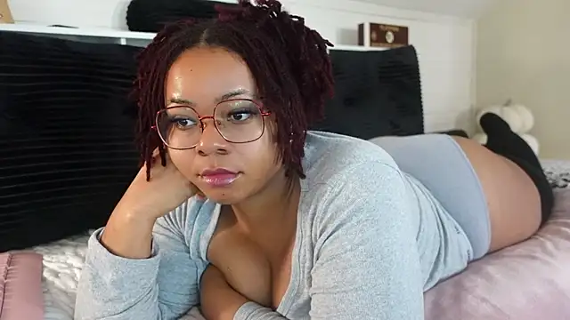 Snapshot of -khayaparker chatting on November 9, 2025, 3:21 pm -khayaparker online show from November 9, 2025, 3:21 pm