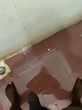 dinesh682 online show from October 9, 2025, 1:14 am