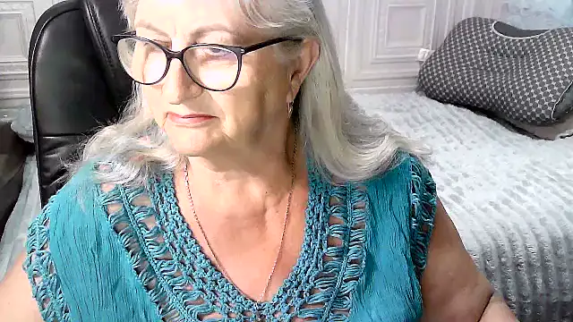 LolkaAlyss online show from July 4, 2026, 9:32 pm