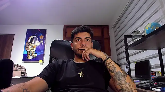 dereck fiore online show from December 2, 2024, 11:51 pm