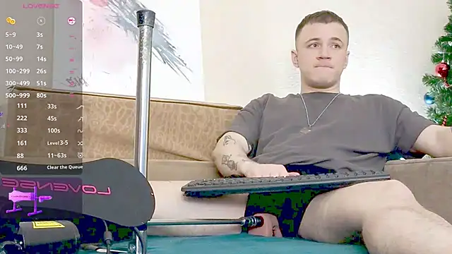 Ethan and mike online show from December 22, 2024, 12:38 pm