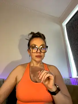 FemDom RubyKnightXXO online show from September 12, 2025, 5:02 pm