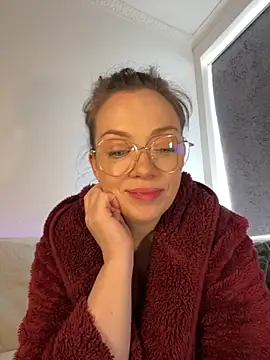 FemDom RubyKnightXXO online show from September 17, 2025, 1:57 pm