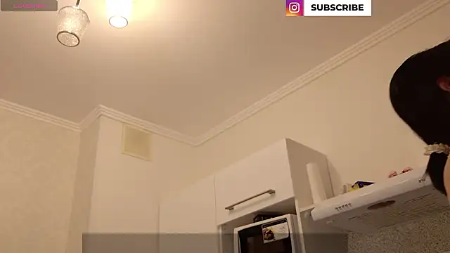 Snapshot of aliiiiiina chatting on February 16, 2026, 8:27 pm aliiiiiina online show from February 16, 2026, 8:27 pm