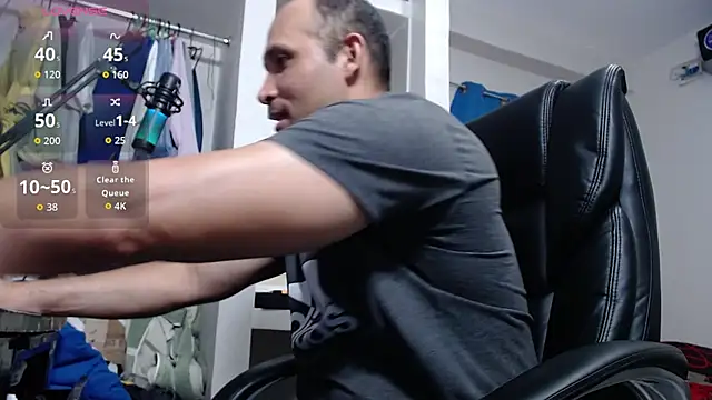 Snapshot of lewislamxxx_hot chatting on November 6, 2025, 11:15 pm lewislamxxx hot online show from November 6, 2025, 11:15 pm