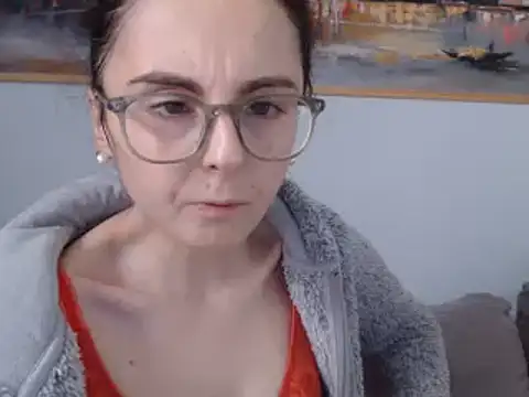 Snapshot of cleophee chatting on February 5, 2025, 9:46 am cleophee online show from February 5, 2025, 9:46 am