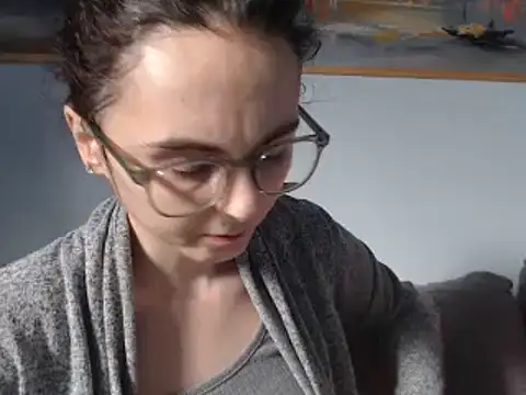 Snapshot of cleophee chatting on February 26, 2025, 9:53 am cleophee online show from February 26, 2025, 9:53 am