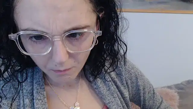 Snapshot of cleophee chatting on March 22, 2026, 7:56 am cleophee online show from March 22, 2026, 7:56 am