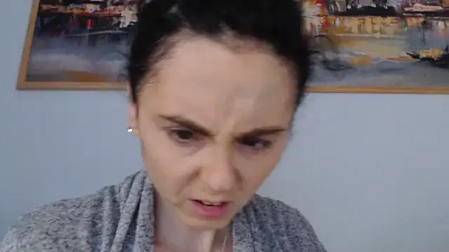 Snapshot of cleophee chatting on April 11, 2026, 5:45 am cleophee online show from April 11, 2026, 5:45 am