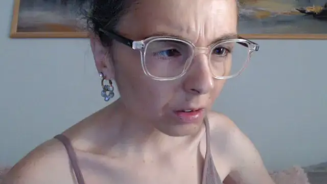 Snapshot of cleophee chatting on July 9, 2026, 5:44 am cleophee online show from July 9, 2026, 5:44 am