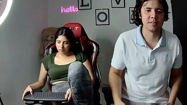 Snapshot of kim_sex_hot chatting on September 19, 2025, 5:20 am kim sex hot online show from September 19, 2025, 5:20 am