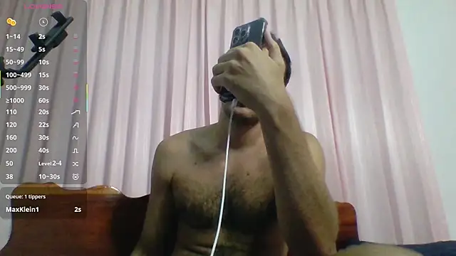 Raamoss online show from December 15, 2025, 4:55 pm