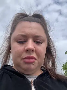 Sara Slow online show from April 22, 2026, 12:39 pm
