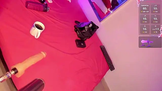 vennus1  online show from January 12, 2026, 3:28 pm