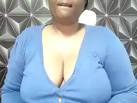 Snapshot of IndianDelia chatting on October 7, 2025, 9:56 pm IndianDelia online show from October 7, 2025, 9:56 pm