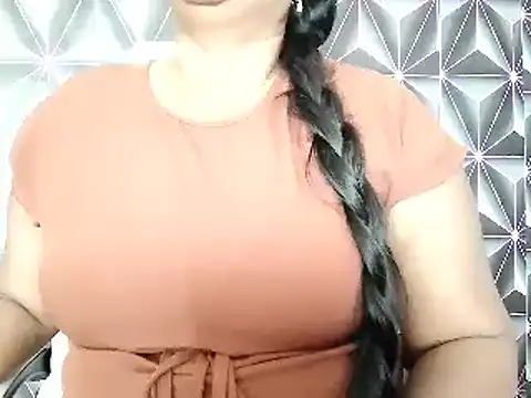 Snapshot of IndianDelia chatting on November 30, 2025, 11:14 am IndianDelia online show from November 30, 2025, 11:14 am