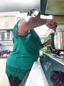 Snapshot of IndianDelia chatting on January 18, 2026, 10:19 am IndianDelia online show from January 18, 2026, 10:19 am