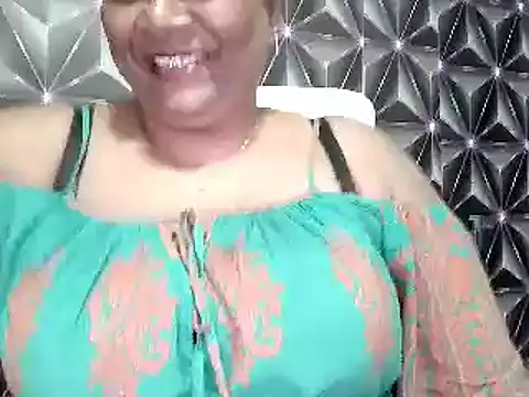 Snapshot of IndianDelia chatting on January 31, 2026, 8:29 pm IndianDelia online show from January 31, 2026, 8:29 pm