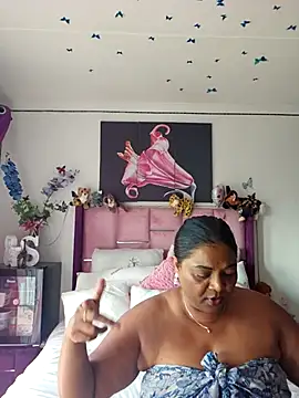 Snapshot of IndianDelia chatting on February 9, 2026, 6:17 am IndianDelia online show from February 9, 2026, 6:17 am